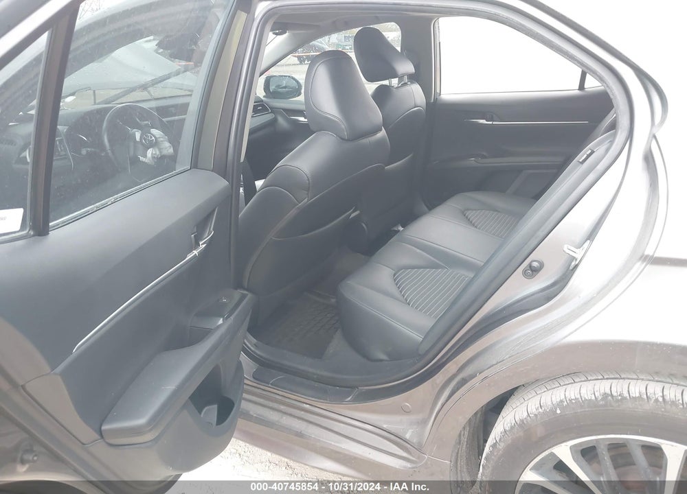 2019 TOYOTA CAMRY SE VIN: 4T1B11HK7KU799669
