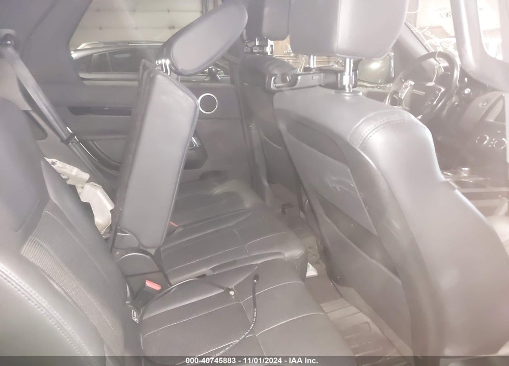 2018 LAND ROVER DISCOVERY SE VIN: SALRG2RV8JA059072
