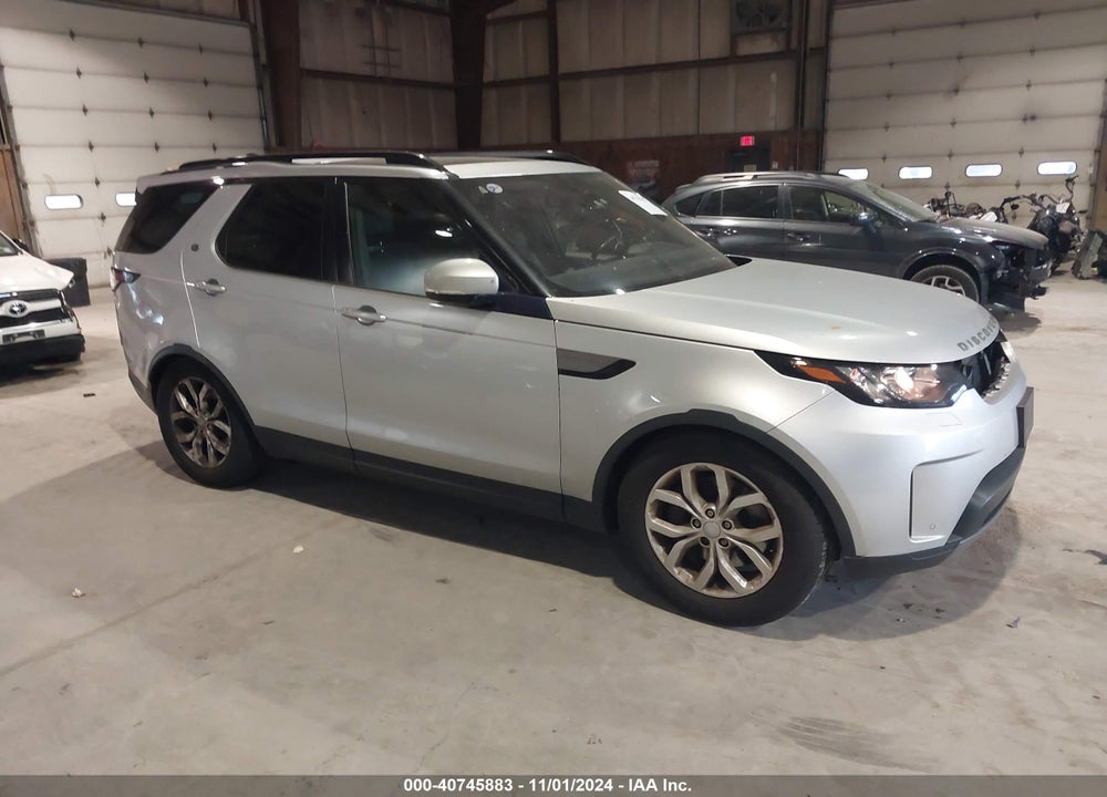 2018 LAND ROVER DISCOVERY SE VIN: SALRG2RV8JA059072