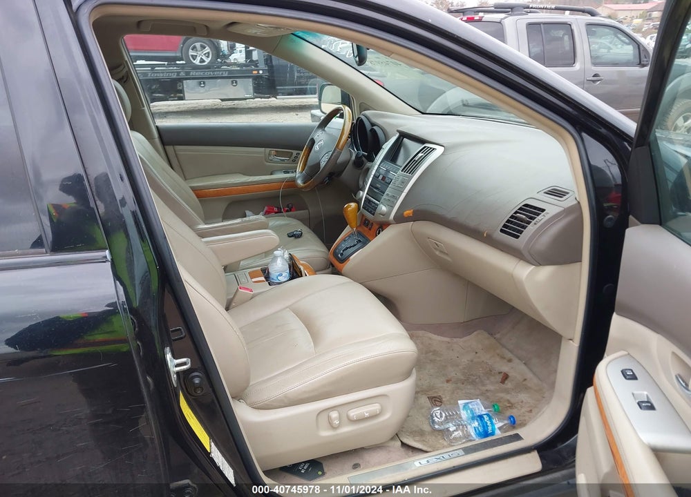 2005 LEXUS RX 330 VIN: 2T2HA31U45C065610