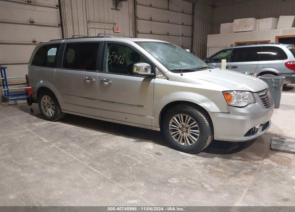 2012 CHRYSLER TOWN & COUNTRY LIMITED VIN: 2C4RC1GG9CR135835