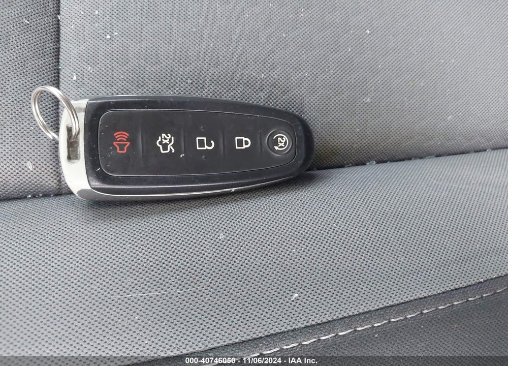 2019 FORD ESCAPE SE VIN: 1FMCU9GD8KUA27209