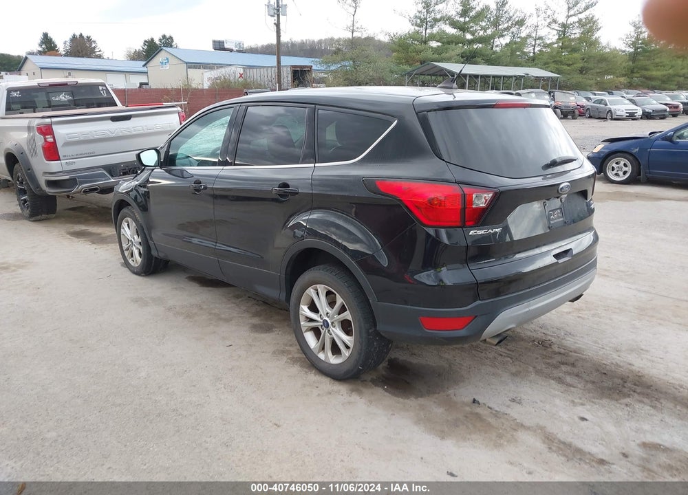 2019 FORD ESCAPE SE VIN: 1FMCU9GD8KUA27209