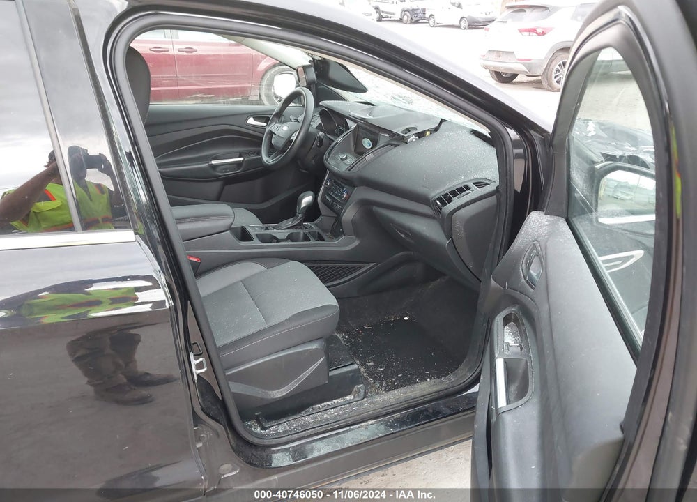 2019 FORD ESCAPE SE VIN: 1FMCU9GD8KUA27209