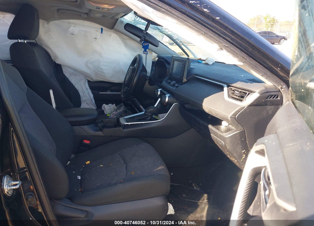 2019 TOYOTA RAV4 VIN: 2T3P1RFV3KW056919