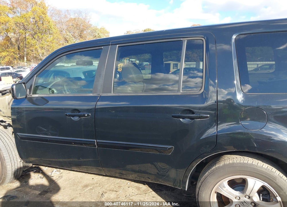 2015 HONDA PILOT EX-L VIN: 5FNYF3H58FB027086