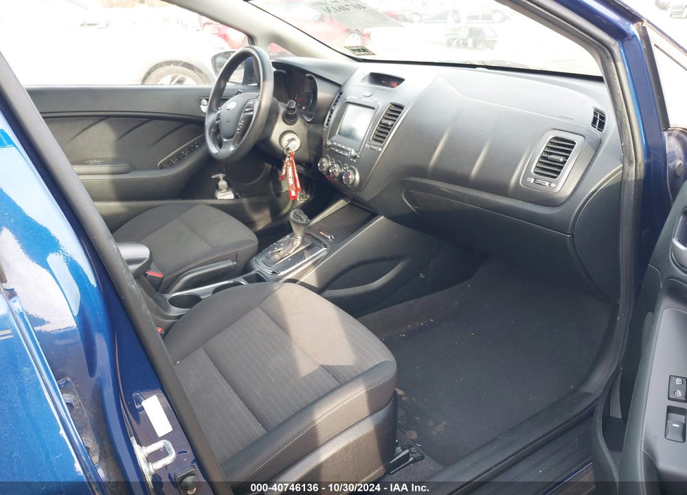 2018 KIA FORTE LX VIN: 3KPFL4A72JE247839