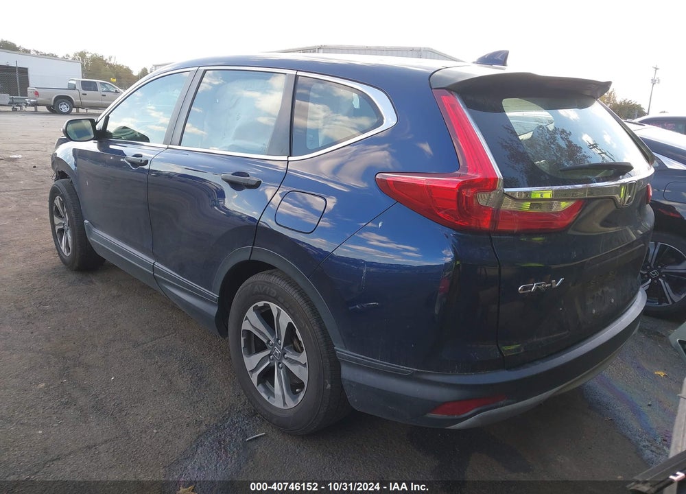 2018 HONDA CR-V LX VIN: 2HKRW5H39JH415131