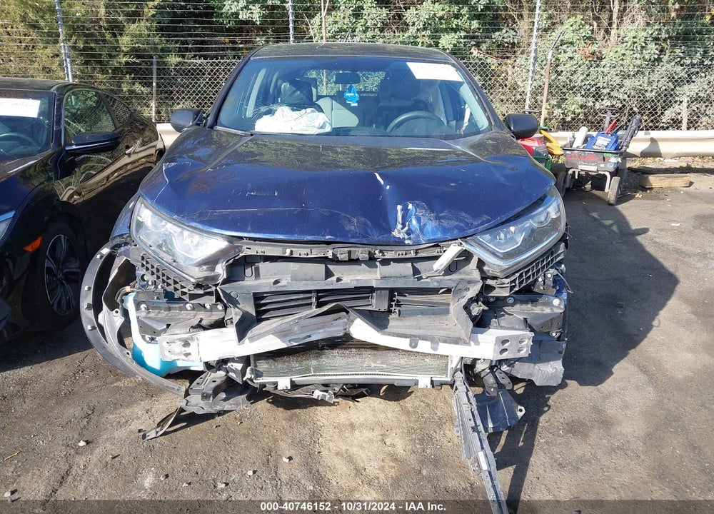 2018 HONDA CR-V LX VIN: 2HKRW5H39JH415131