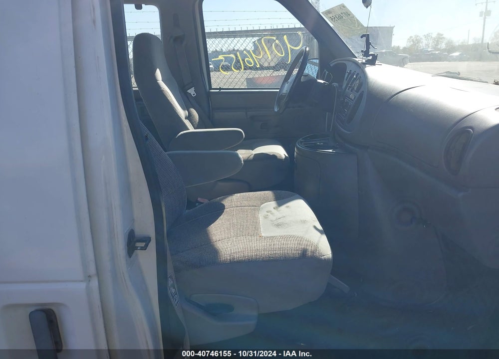1999 FORD E-350 SUPER DUTY XL/XLT VIN: 1FBSS31L6XHB43161
