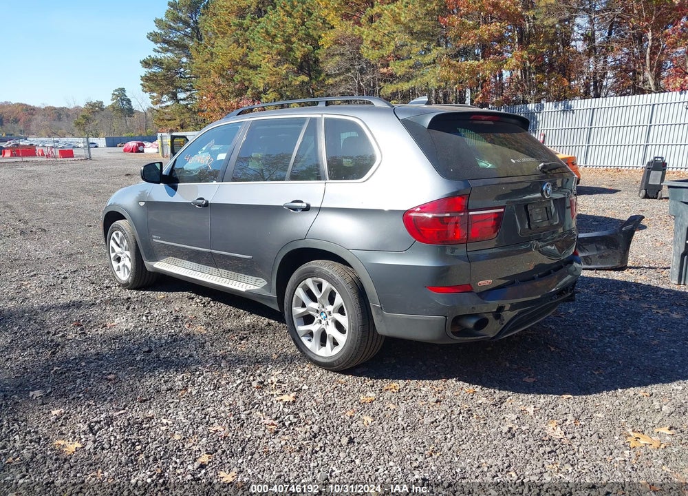 2013 BMW X5 XDRIVE35I/XDRIVE35I PREMIUM/XDRIVE35I SPORT ACTIVITY VIN: 5UXZV4C56D0E03088