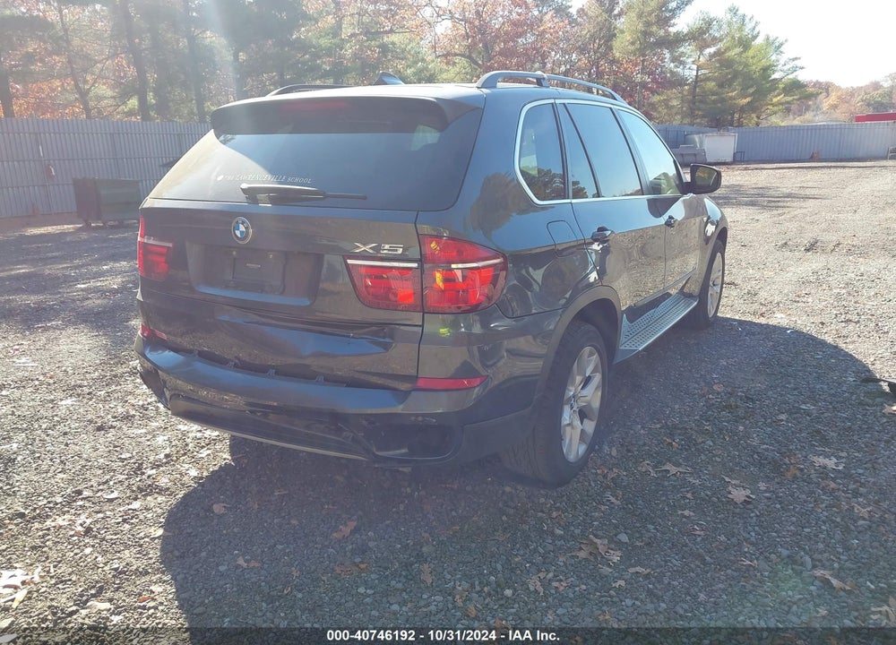 2013 BMW X5 XDRIVE35I/XDRIVE35I PREMIUM/XDRIVE35I SPORT ACTIVITY VIN: 5UXZV4C56D0E03088