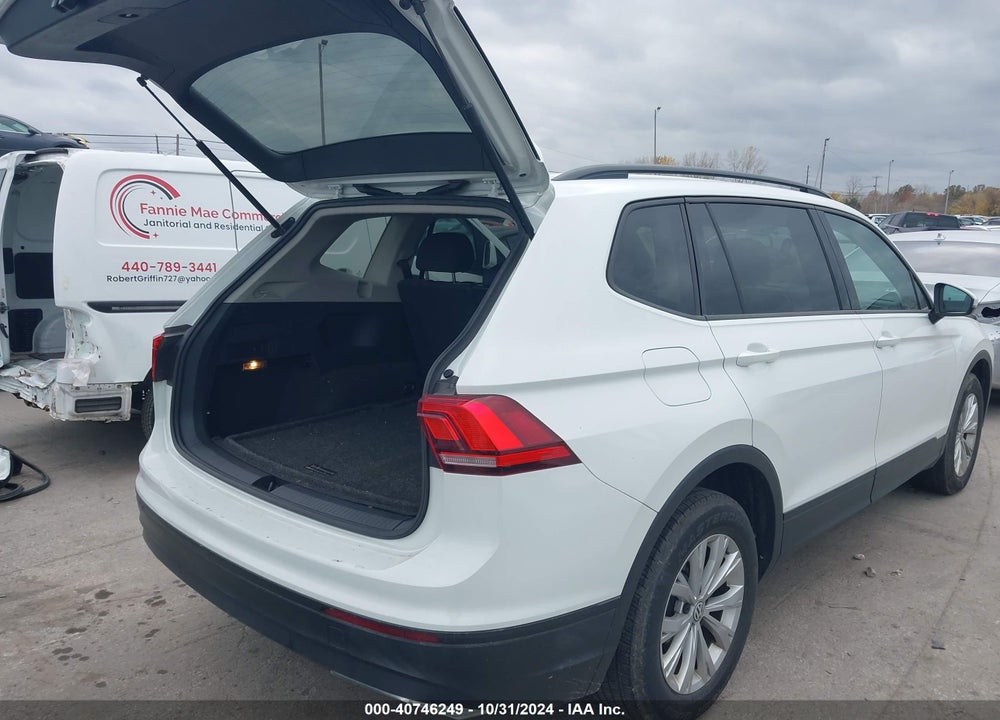 2018 VOLKSWAGEN TIGUAN 2.0T S VIN: 3VV0B7AX3JM109387