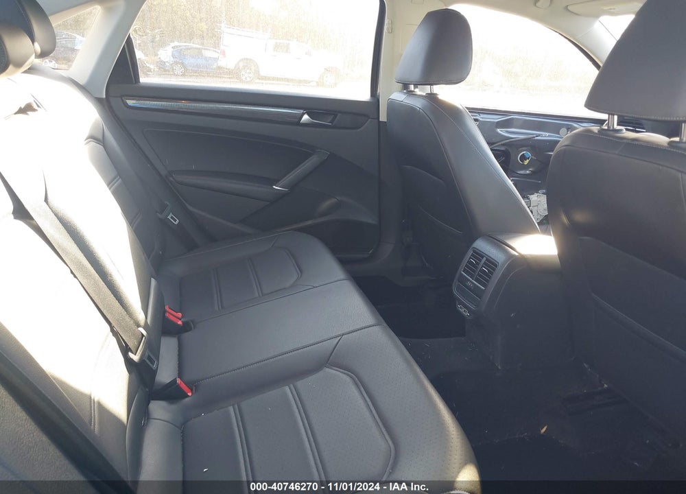 2020 VOLKSWAGEN PASSAT 2.0T R-LINE VIN: 1VWMA7A33LC014376