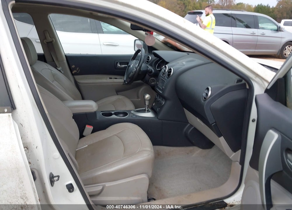 2013 NISSAN ROGUE SV W/SL PKG VIN: JN8AS5MT1DW511238