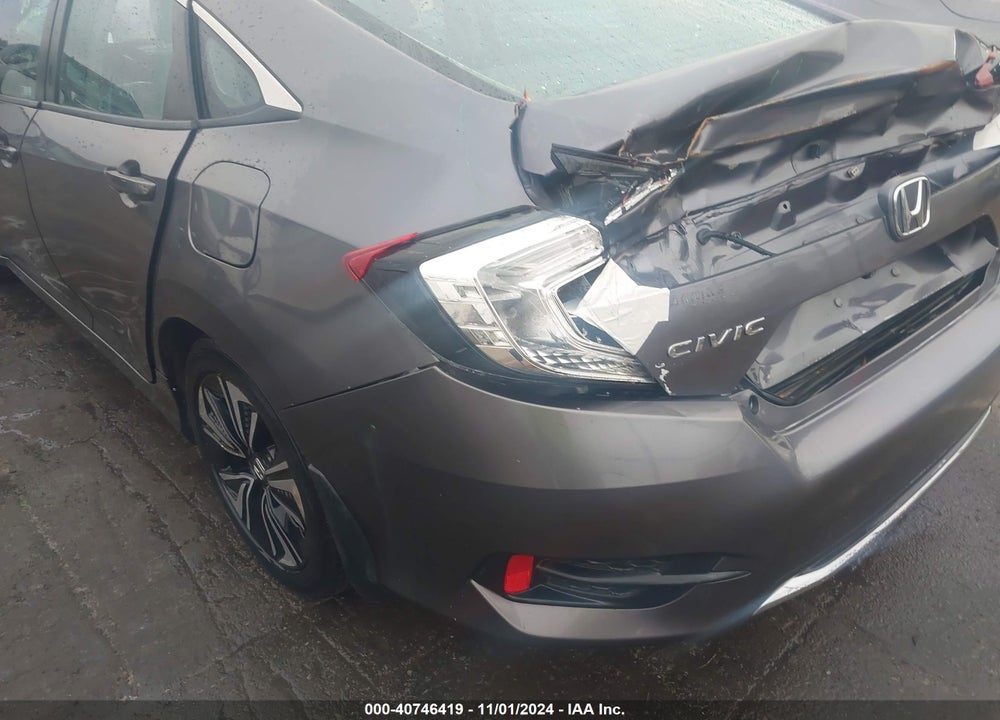 2019 HONDA CIVIC LX VIN: 19XFC2F67KE013055
