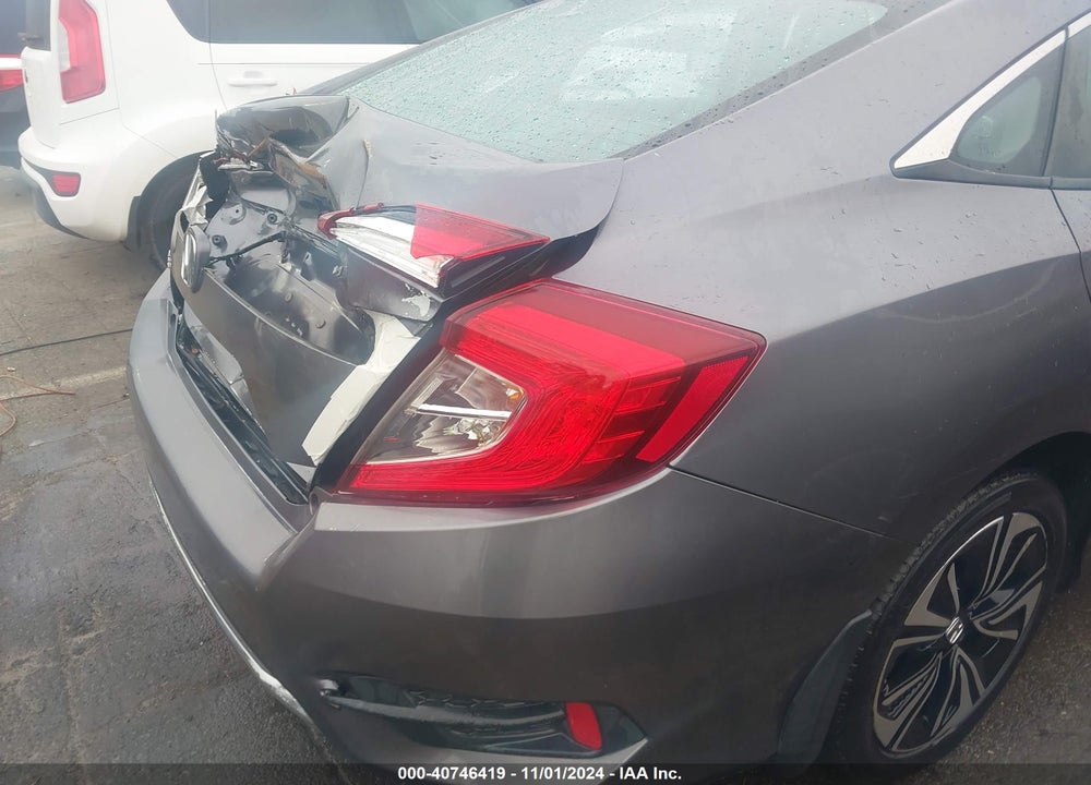 2019 HONDA CIVIC LX VIN: 19XFC2F67KE013055