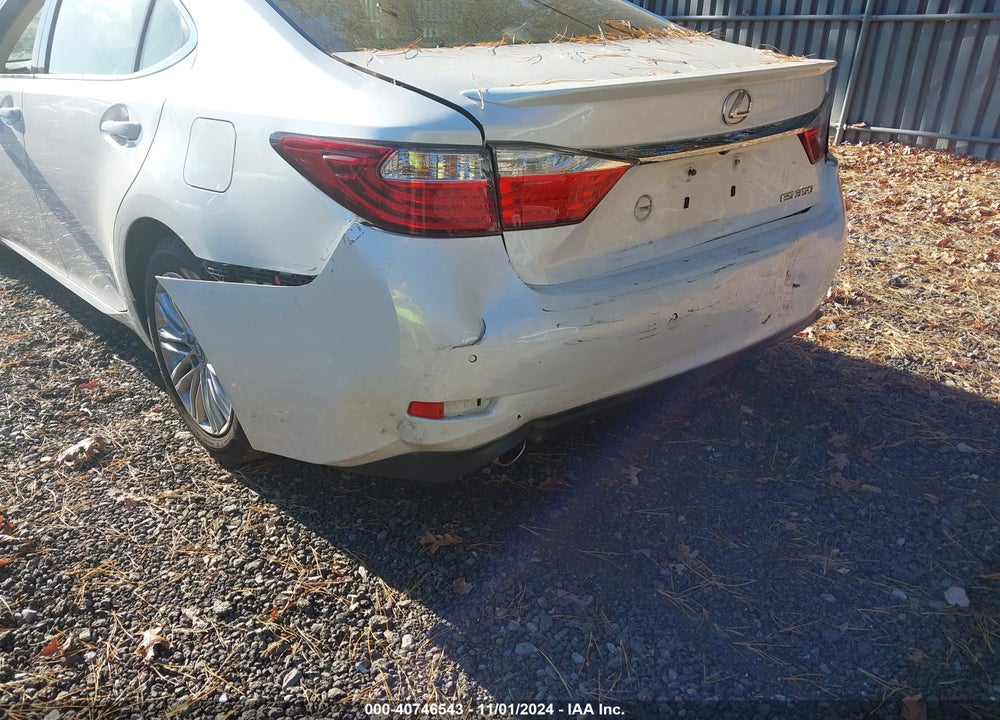 2015 LEXUS ES 350 VIN: JTHBK1GGXF2160412