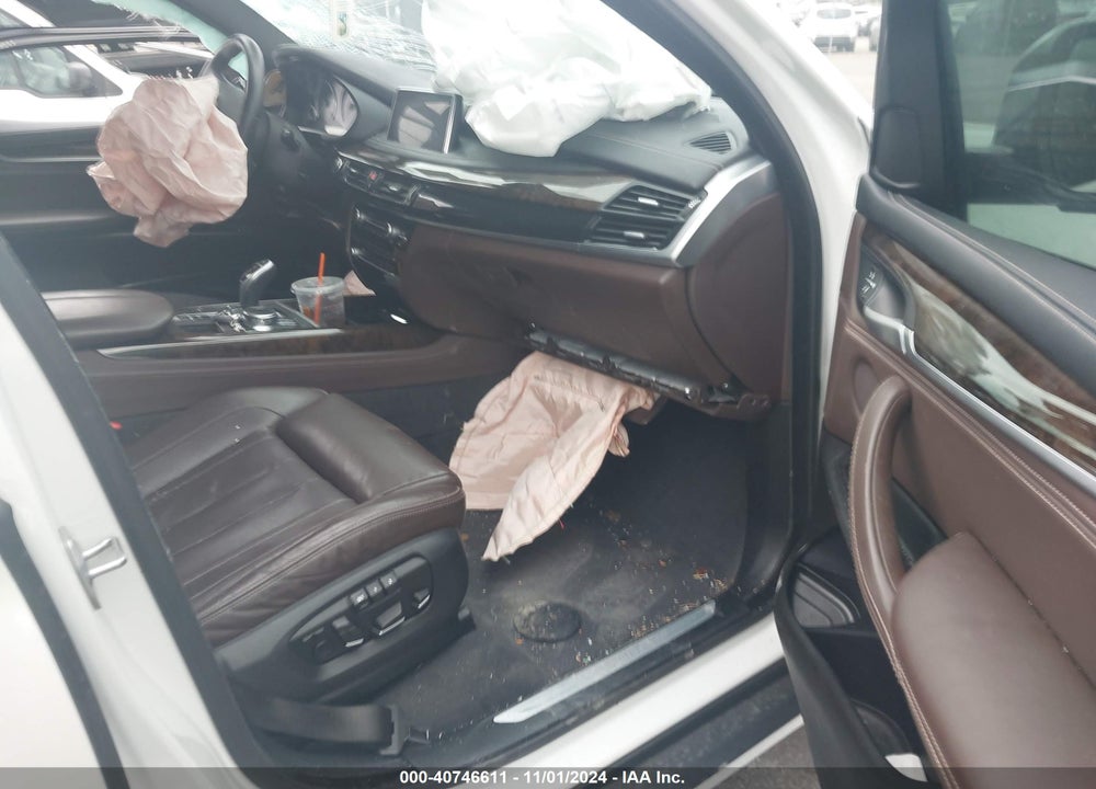 2018 BMW X5 SDRIVE35I VIN: 5UXKR2C57J0X08778