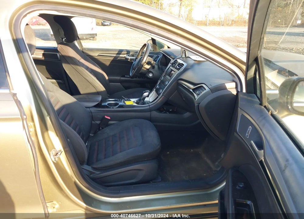 2013 FORD FUSION SE VIN: 3FA6P0HR4DR136667