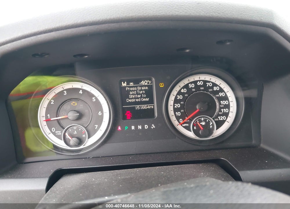 2013 RAM 1500 SLT VIN: 1C6RR6LG8DS575943