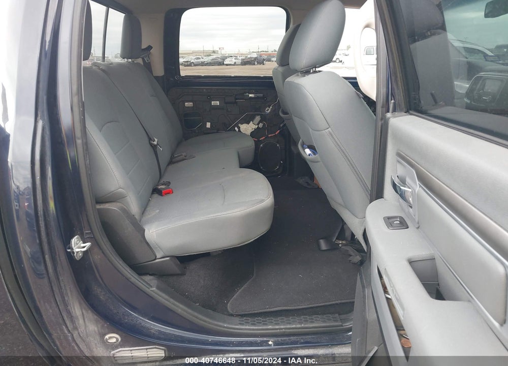 2013 RAM 1500 SLT VIN: 1C6RR6LG8DS575943