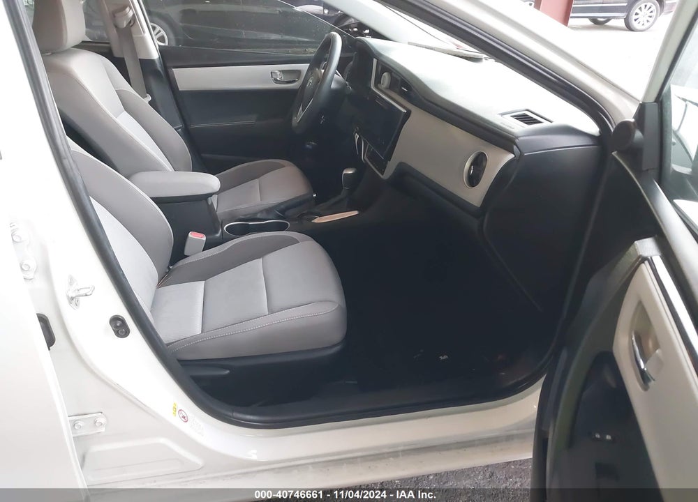 2018 TOYOTA COROLLA LE VIN: 5YFBURHE8JP805804