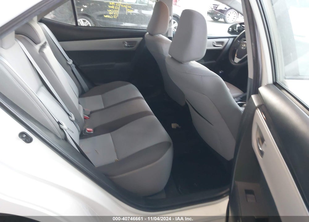 2018 TOYOTA COROLLA LE VIN: 5YFBURHE8JP805804