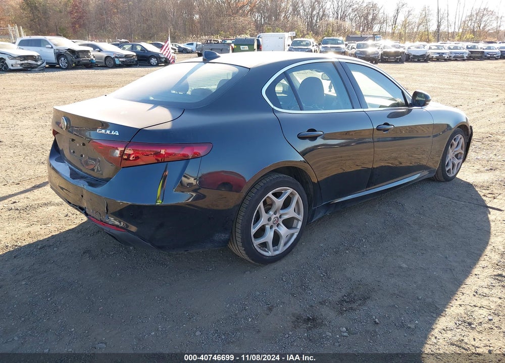 2018 ALFA ROMEO GIULIA VIN: ZARFAEENXJ7578615