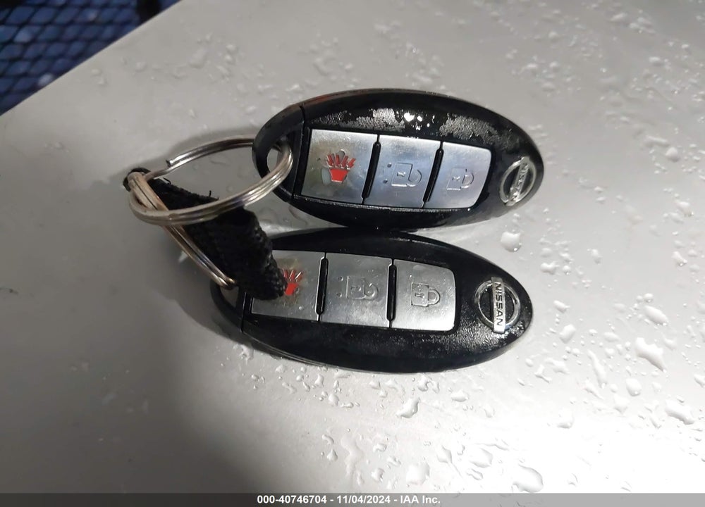 2013 NISSAN ROGUE SV VIN: JN8AS5MTXDW527518