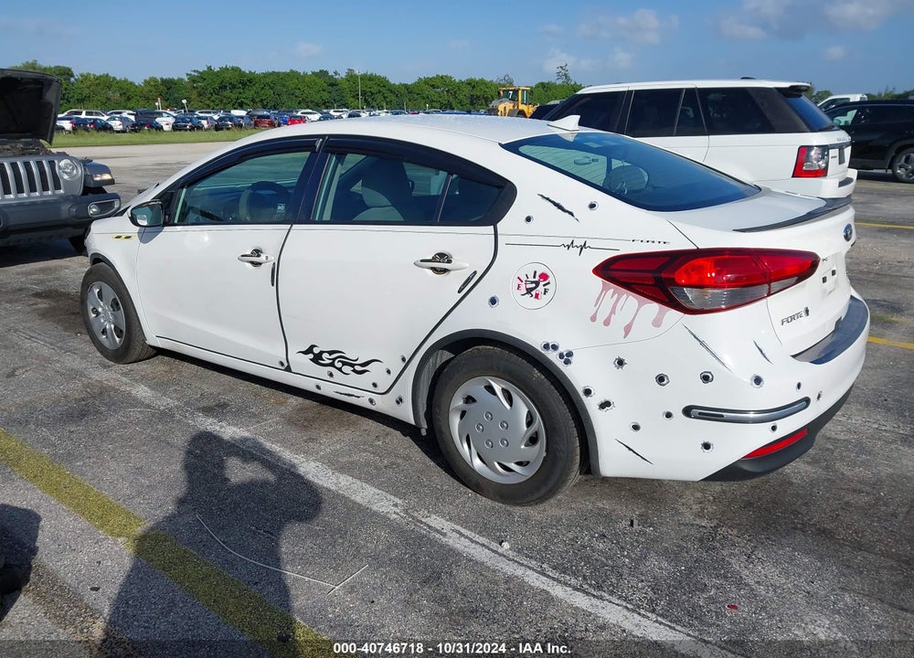 2017 KIA FORTE VIN: 3KPFK4A71HE126278