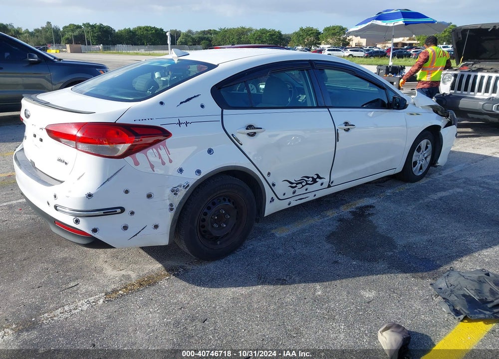 2017 KIA FORTE VIN: 3KPFK4A71HE126278