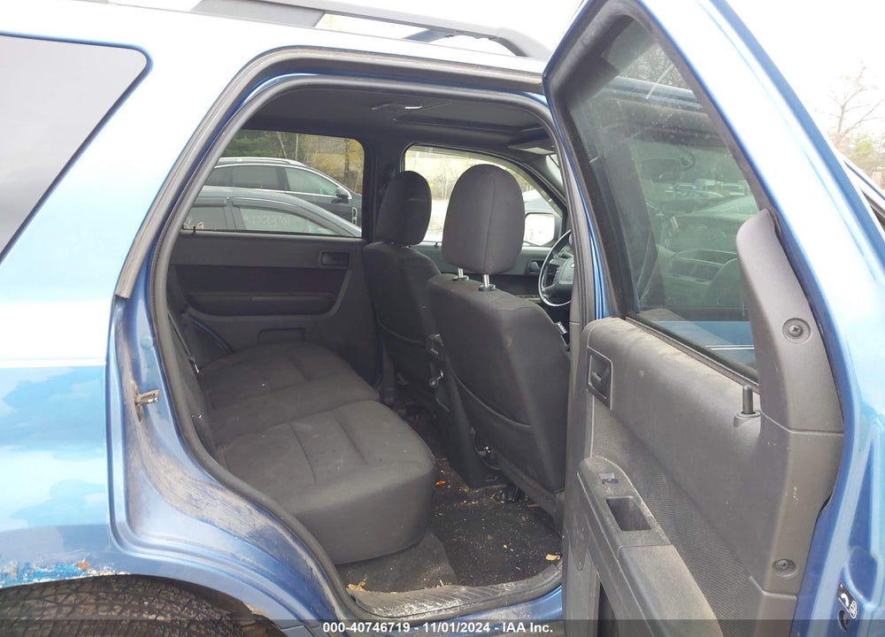 2009 FORD ESCAPE XLT VIN: 1FMCU93G79KA15235