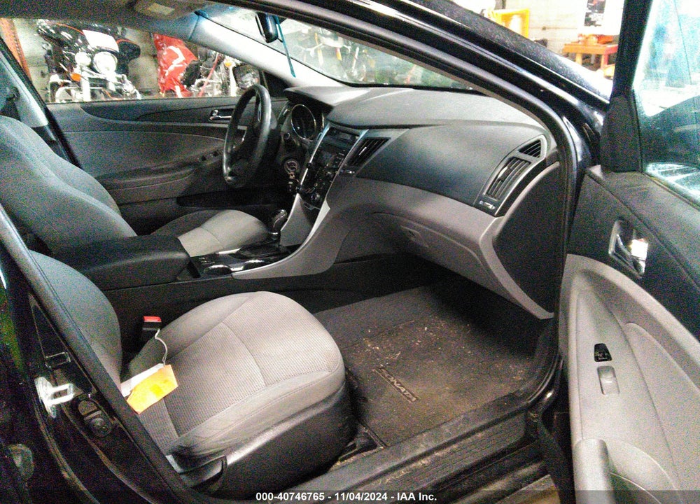 2013 HYUNDAI SONATA GLS VIN: 5NPEB4ACXDH635204