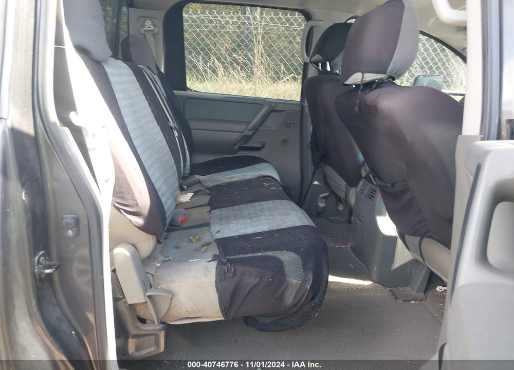 2007 NISSAN TITAN SE VIN: 1N6BA07B07N240477