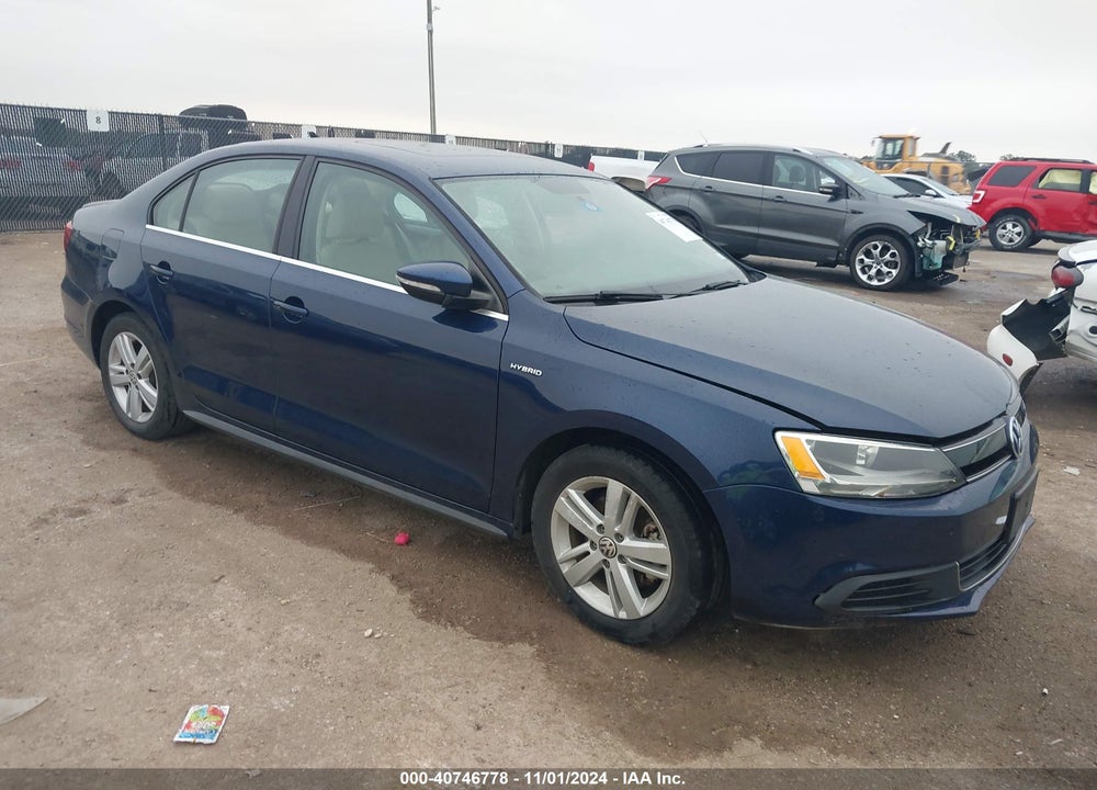 2014 VOLKSWAGEN JETTA HYBRID SEL VIN: 3VW637AJ5EM216770