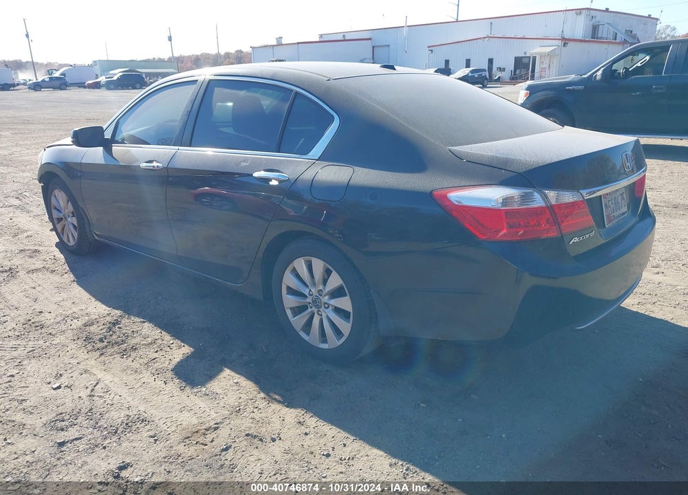 2015 HONDA ACCORD EX-L VIN: 1HGCR2F84FA202081