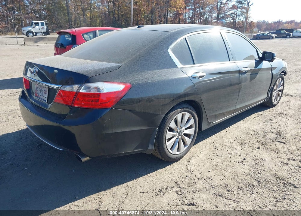2015 HONDA ACCORD EX-L VIN: 1HGCR2F84FA202081