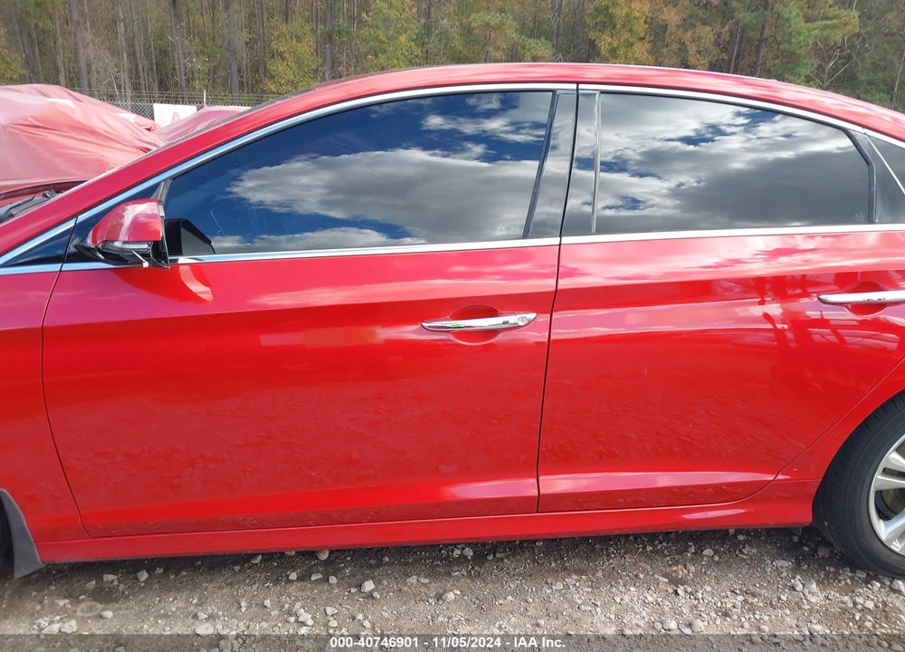 2018 HYUNDAI SONATA LIMITED VIN: 5NPE34AF1JH685928
