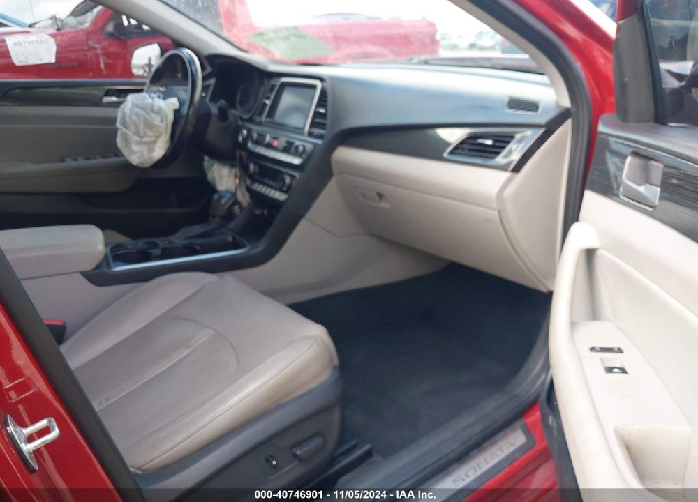 2018 HYUNDAI SONATA LIMITED VIN: 5NPE34AF1JH685928