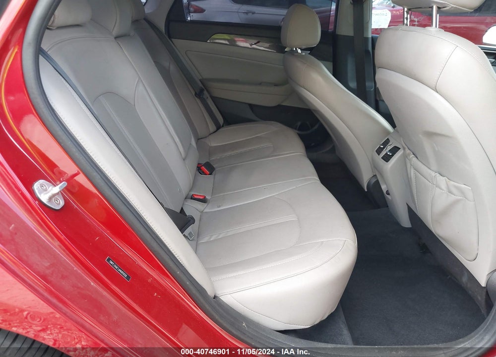 2018 HYUNDAI SONATA LIMITED VIN: 5NPE34AF1JH685928