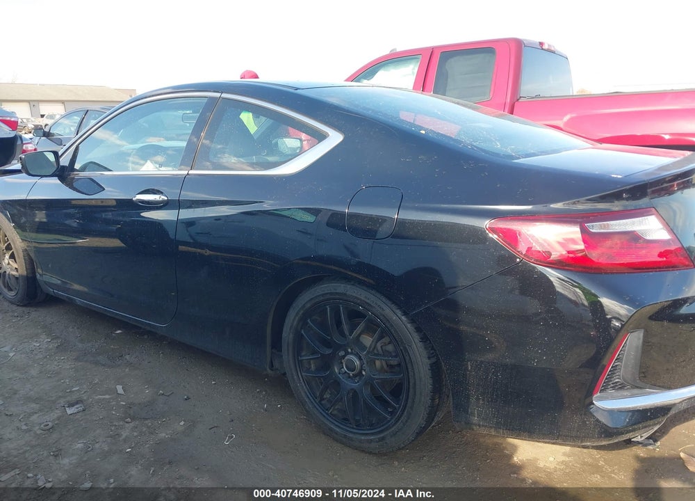 2017 HONDA ACCORD VIN: 1HGCT1A34HA001887