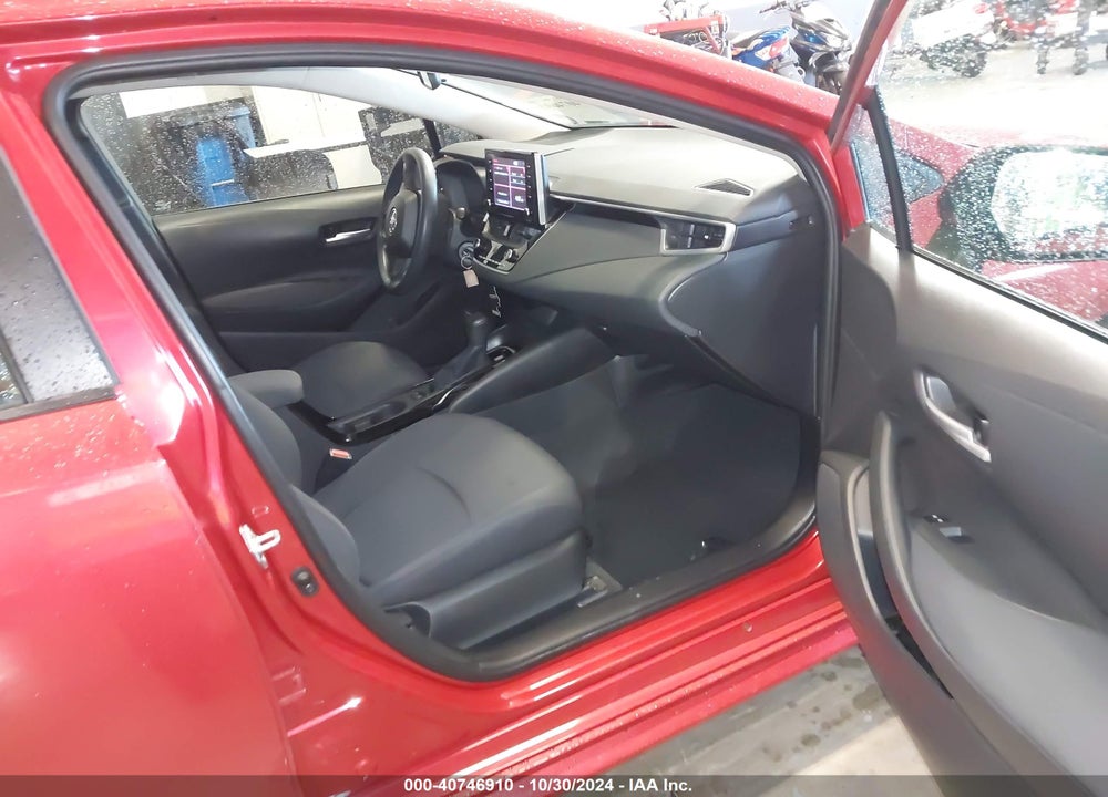2020 TOYOTA COROLLA LE VIN: 5YFEPRAE6LP128110