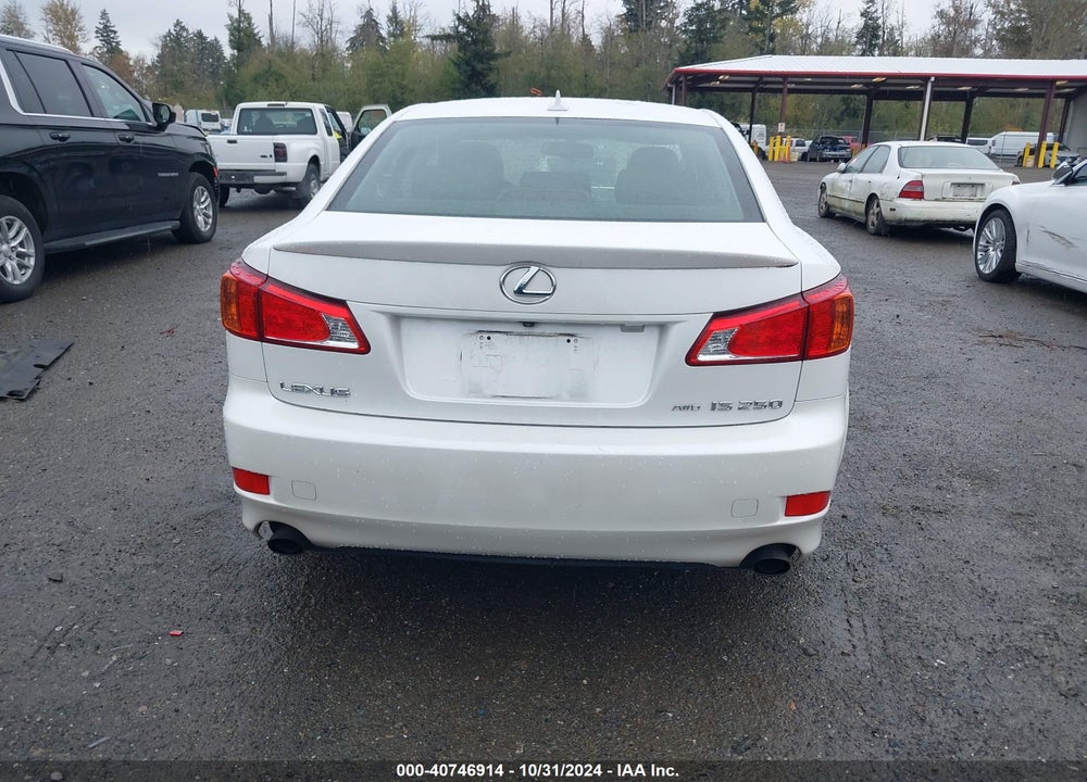 2009 LEXUS IS 250 VIN: JTHCK262692030812