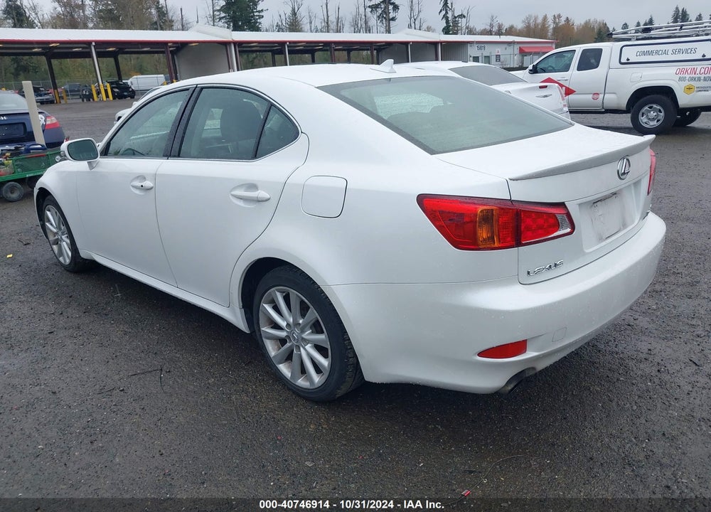 2009 LEXUS IS 250 VIN: JTHCK262692030812