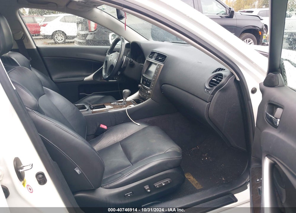 2009 LEXUS IS 250 VIN: JTHCK262692030812