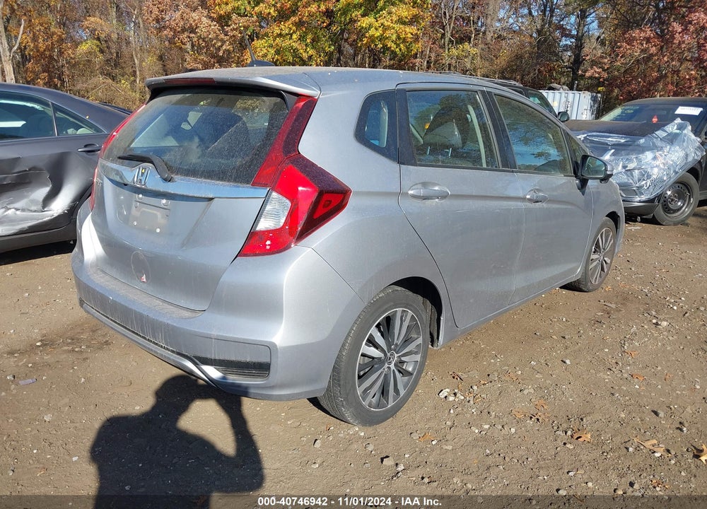 2018 HONDA FIT EX VIN: 3HGGK5H83JM725611