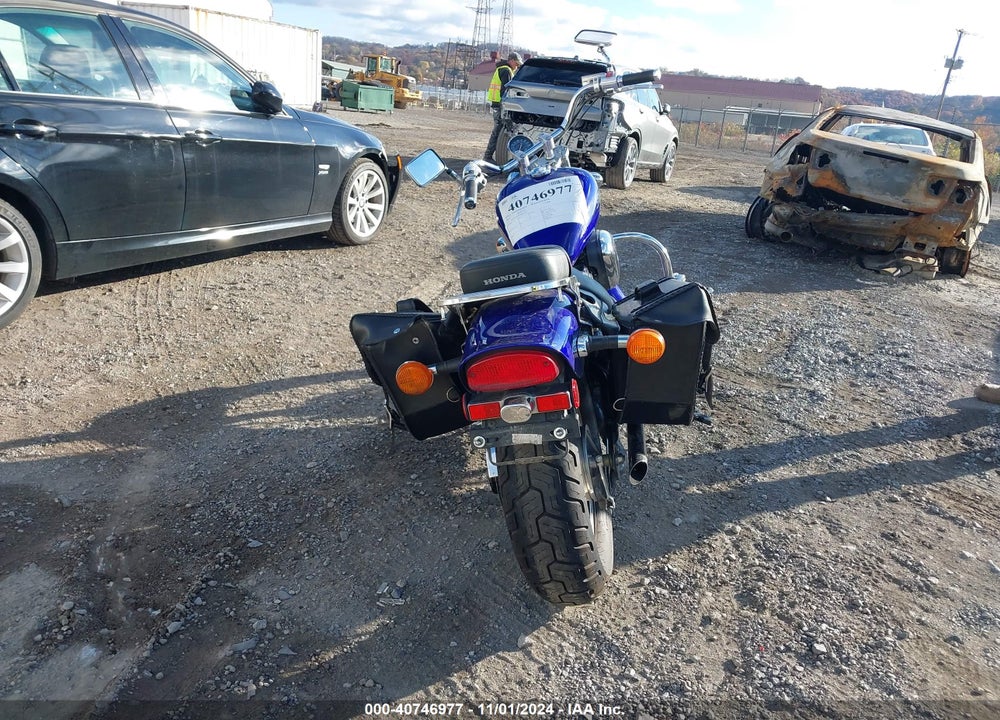 2005 HONDA VT600 CD VIN: JH2PC21305M603662