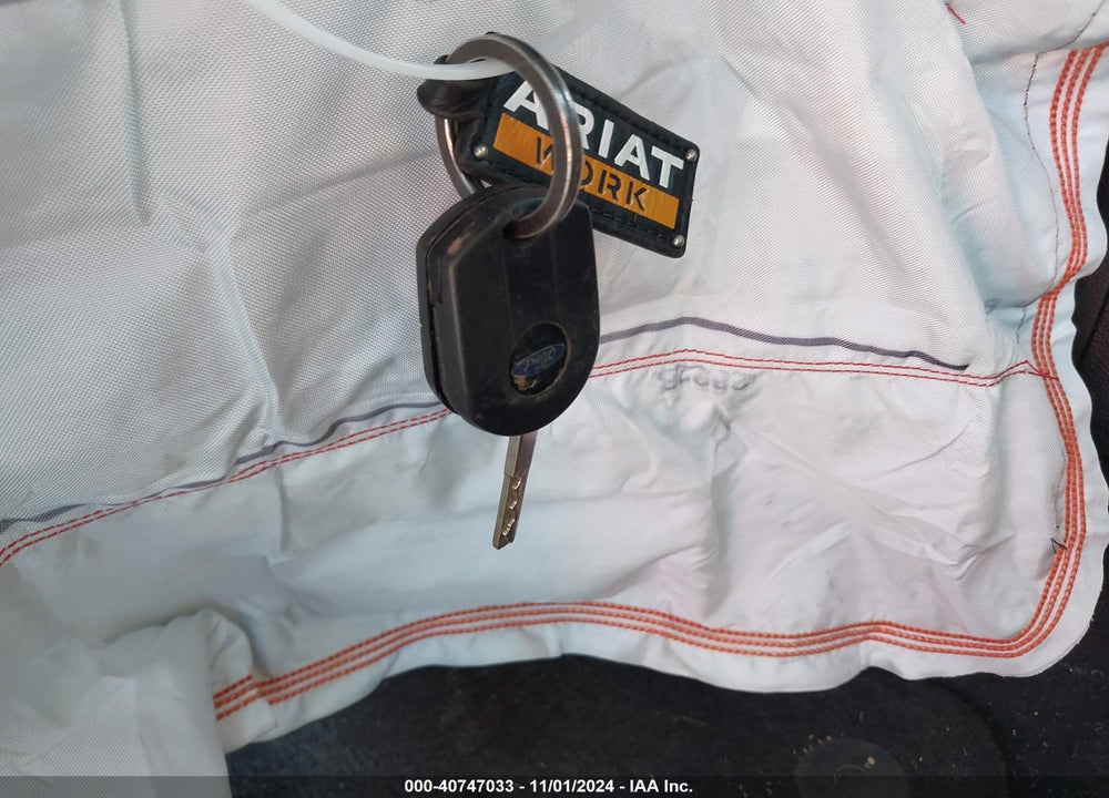 2015 FORD FOCUS SE VIN: 1FADP3F28FL305136