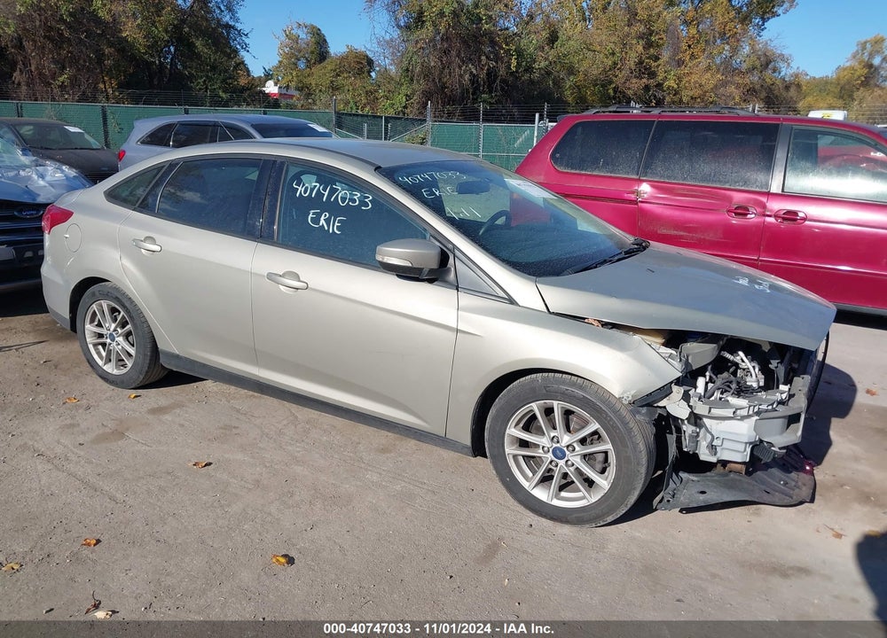 2015 FORD FOCUS SE VIN: 1FADP3F28FL305136